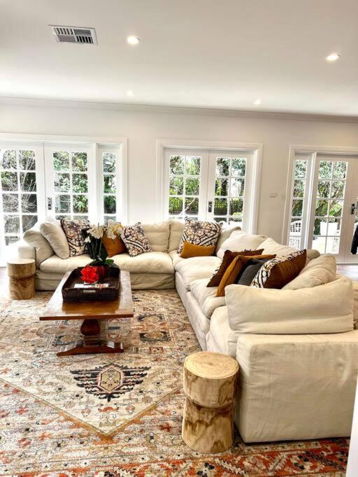 Sunnyside Luxurious 4br Art Villa, Fireplace, Village 2mins Wentworth Falls
